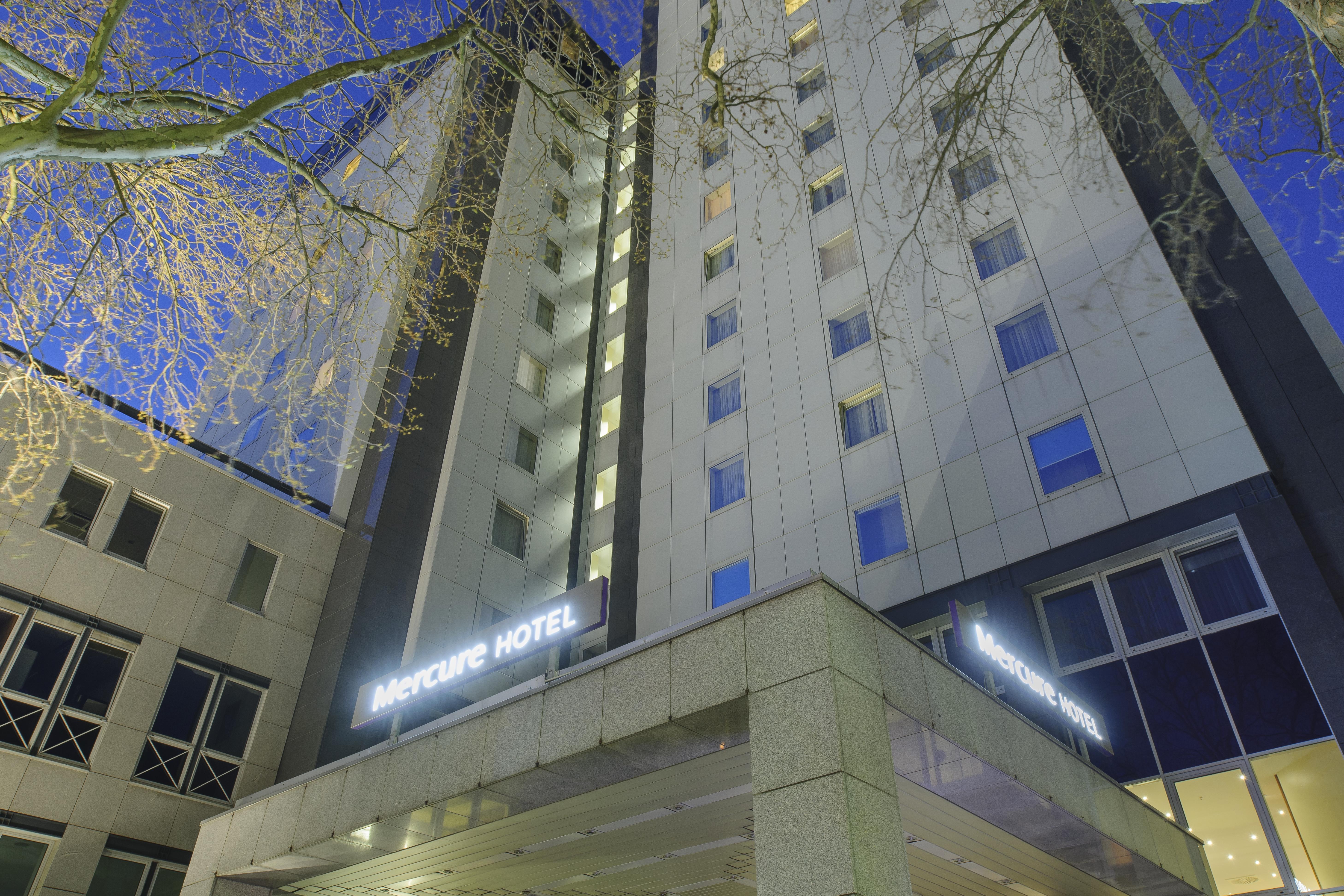 เมอร์เคียว โฮเต็ล โบชัม ซิตี Hotel โบคุห์ม ภายนอก รูปภาพ