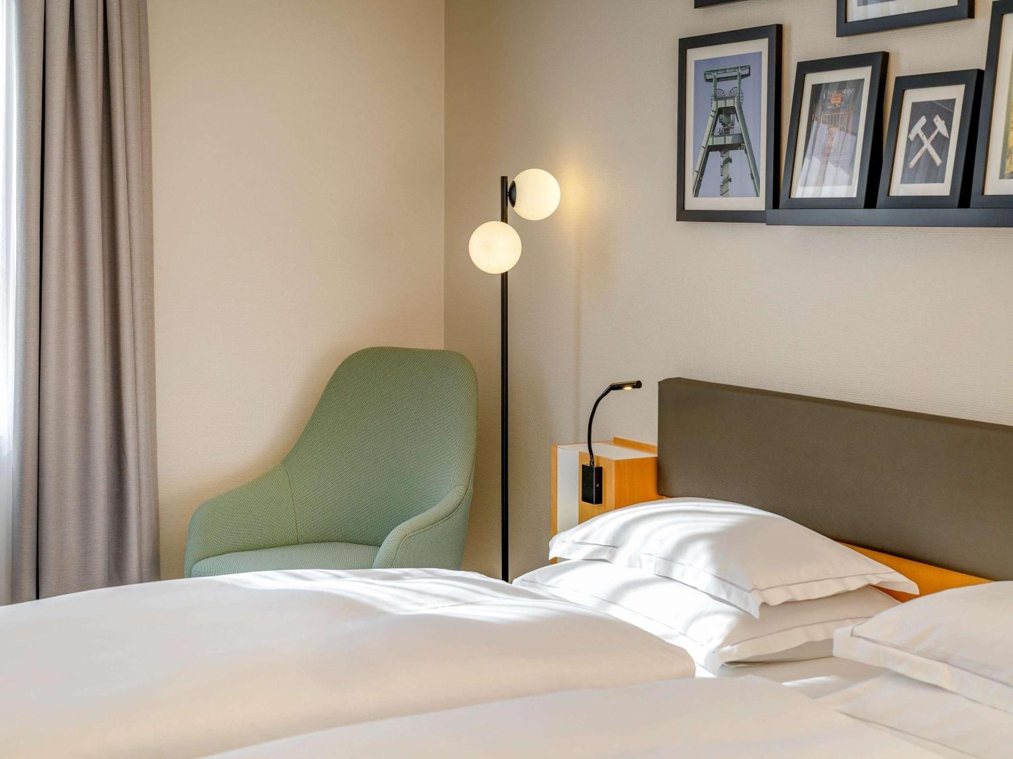 เมอร์เคียว โฮเต็ล โบชัม ซิตี Hotel โบคุห์ม ภายนอก รูปภาพ