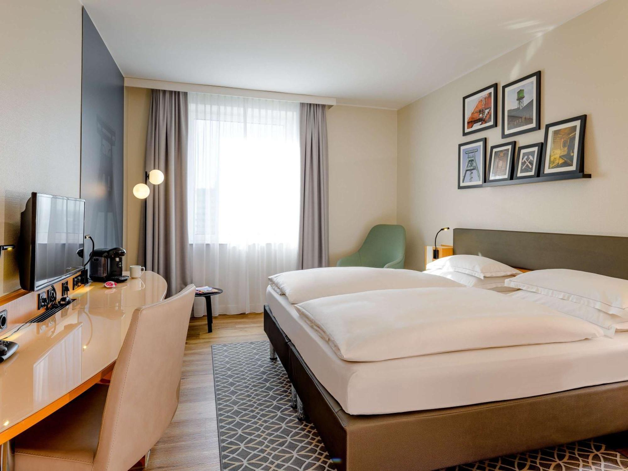 เมอร์เคียว โฮเต็ล โบชัม ซิตี Hotel โบคุห์ม ภายนอก รูปภาพ